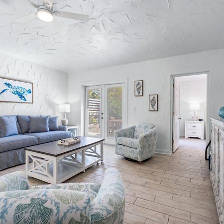 Crescent Beach Villas Сиеста Кий Екстериор снимка