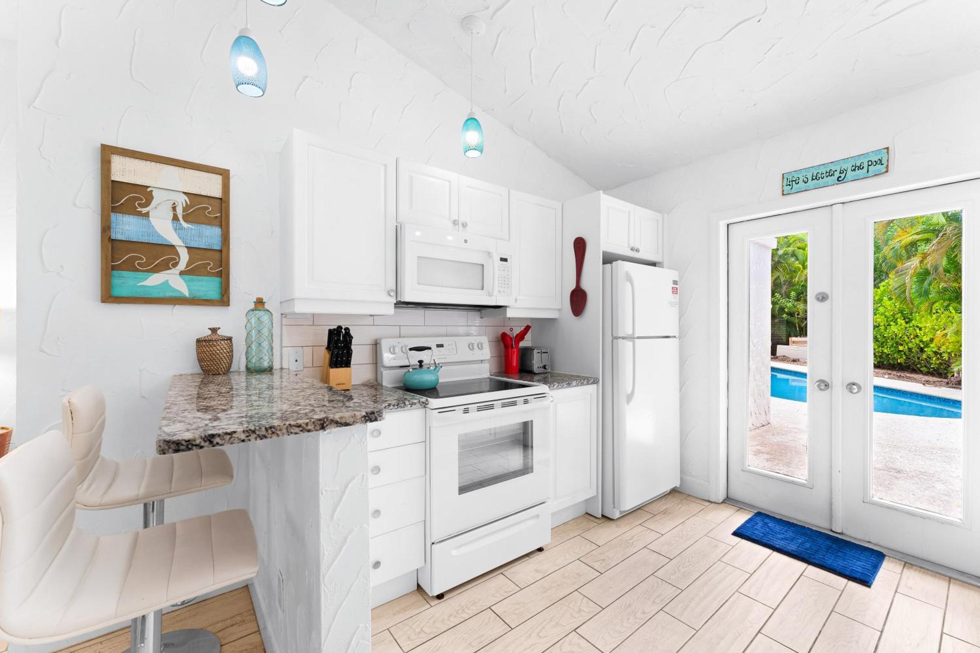 Crescent Beach Villas Сиеста Кий Екстериор снимка