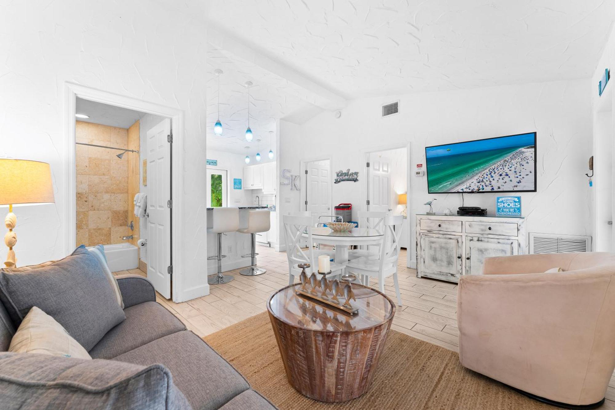 Crescent Beach Villas Сиеста Кий Екстериор снимка