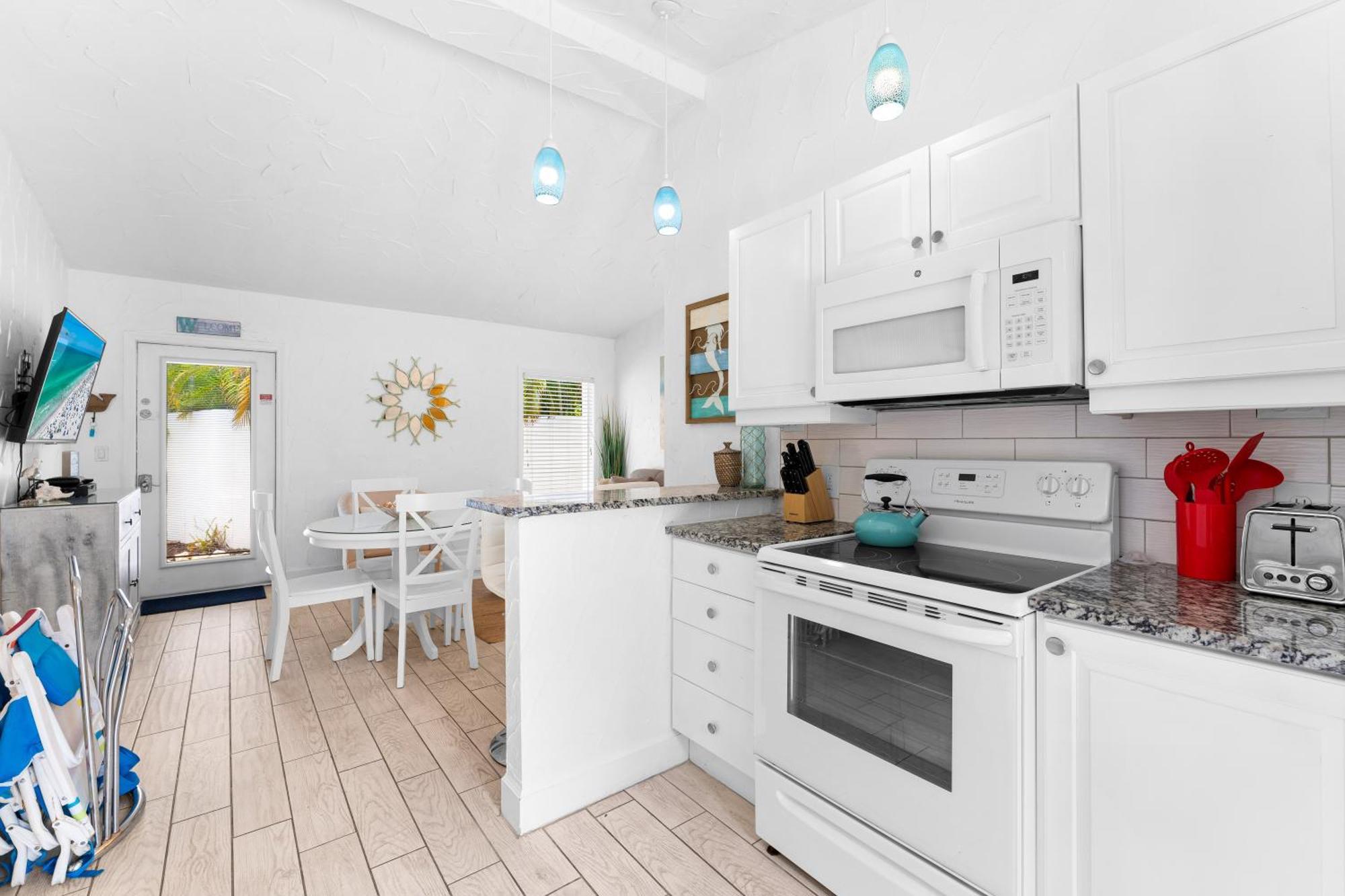 Crescent Beach Villas Сиеста Кий Екстериор снимка