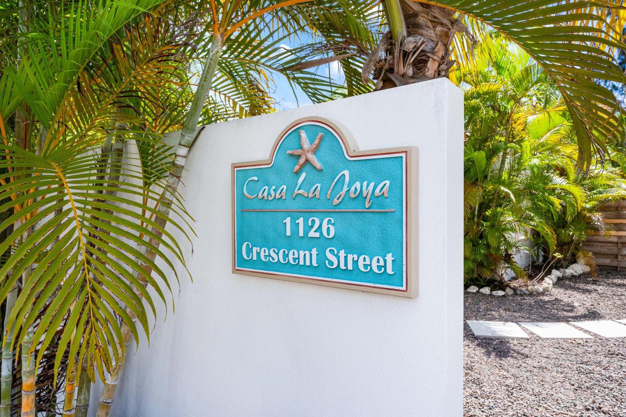 Crescent Beach Villas Сиеста Кий Екстериор снимка