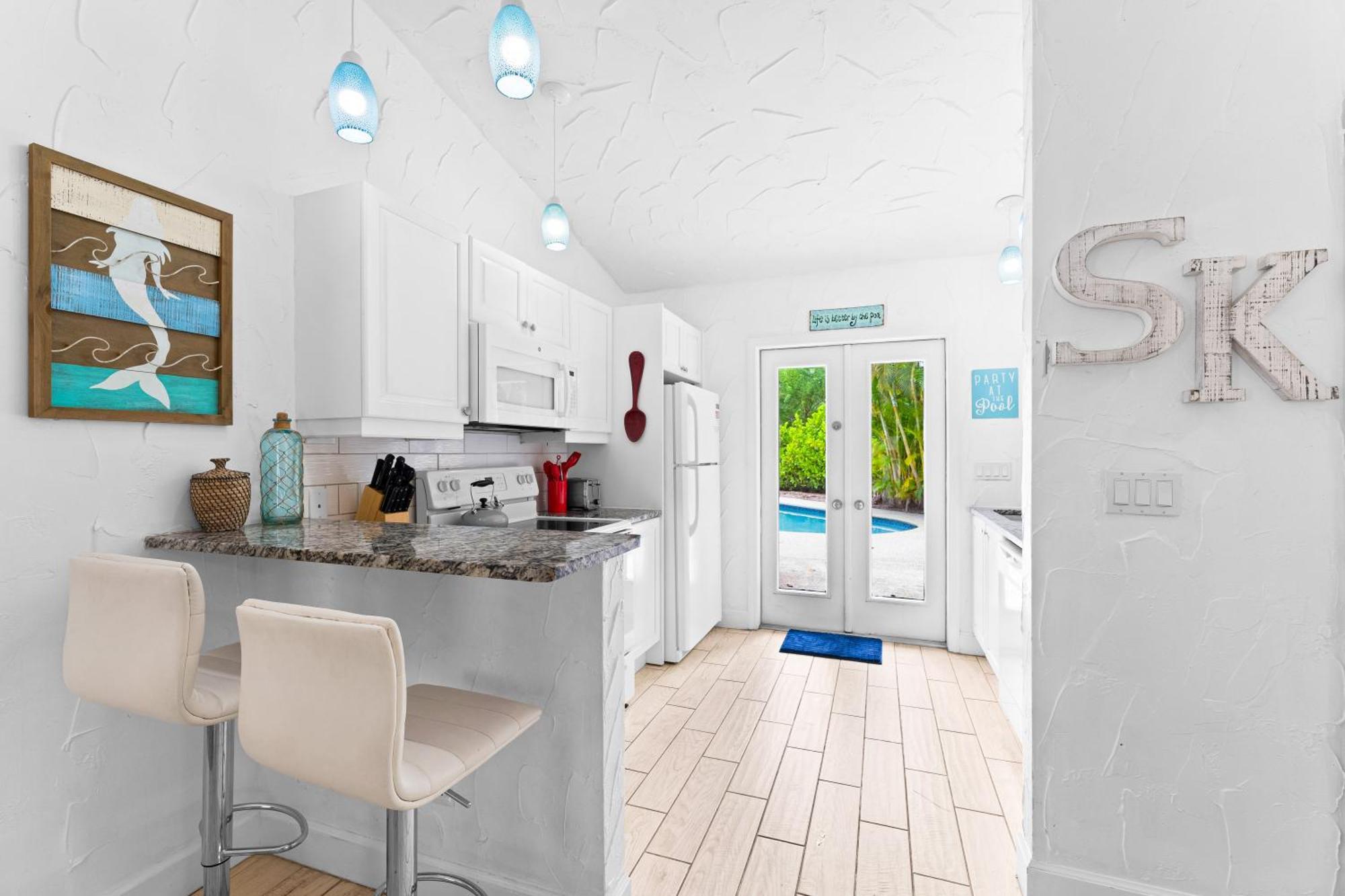 Crescent Beach Villas Сиеста Кий Екстериор снимка