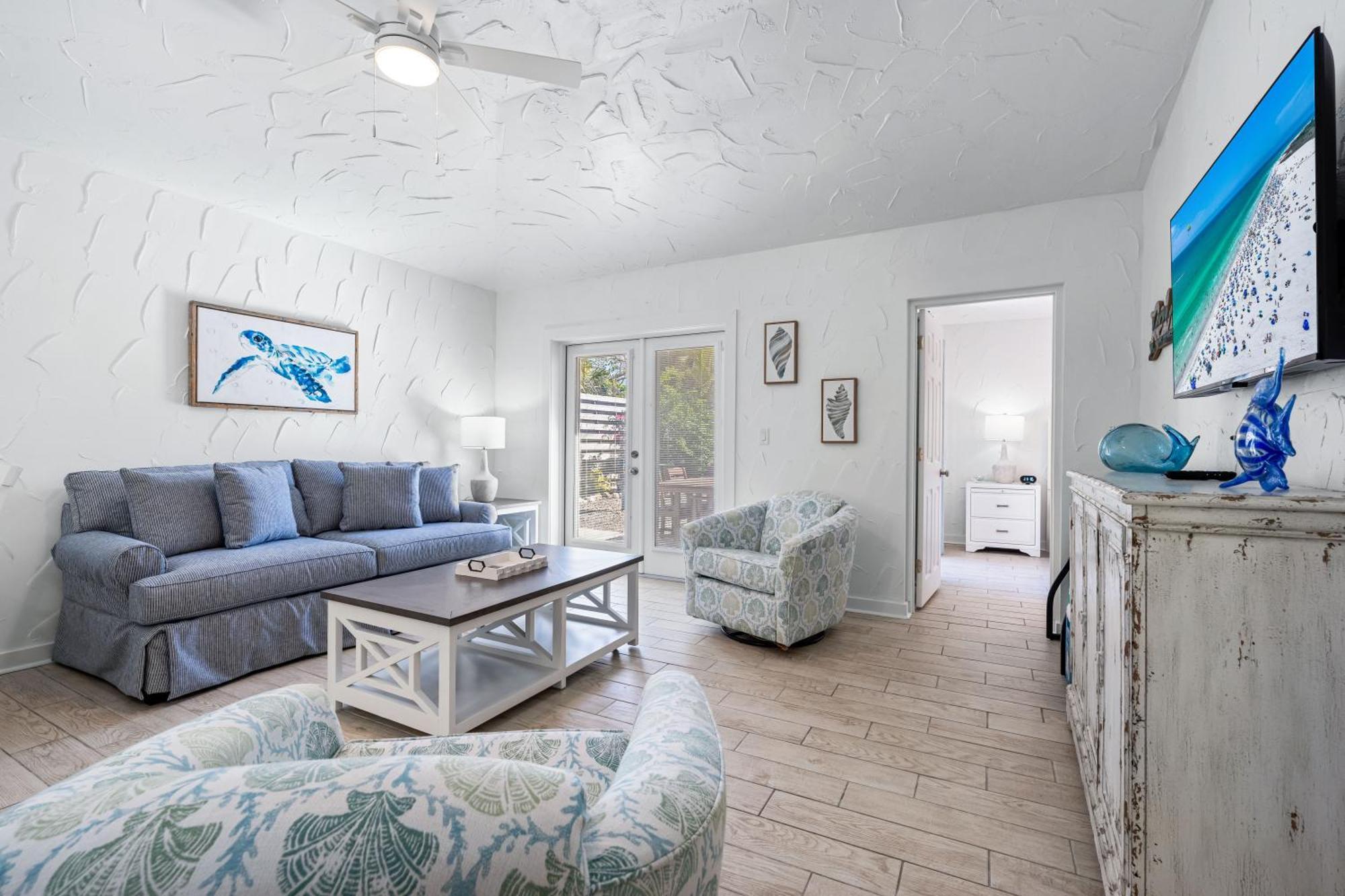 Crescent Beach Villas Сиеста Кий Екстериор снимка