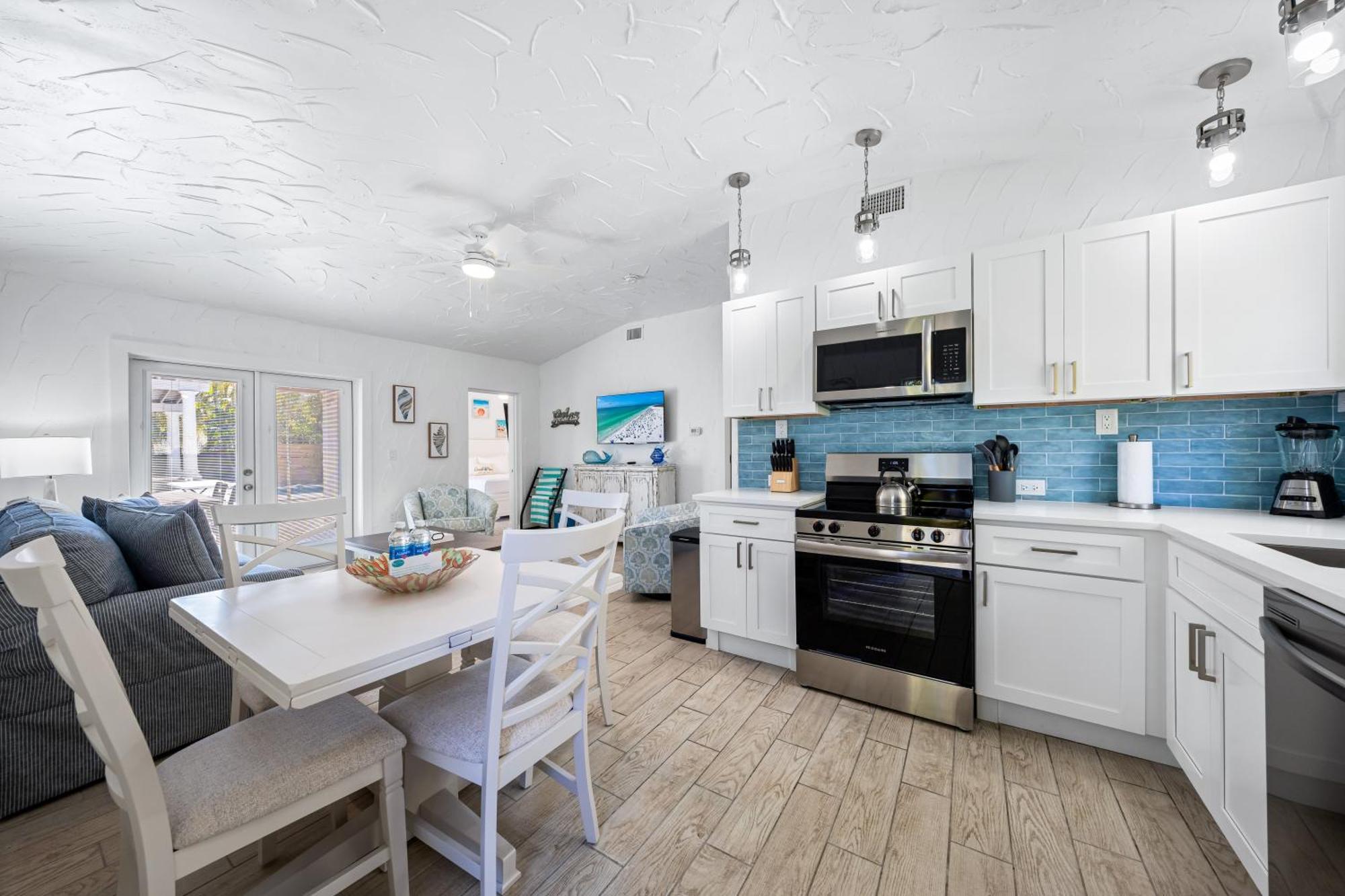 Crescent Beach Villas Сиеста Кий Екстериор снимка